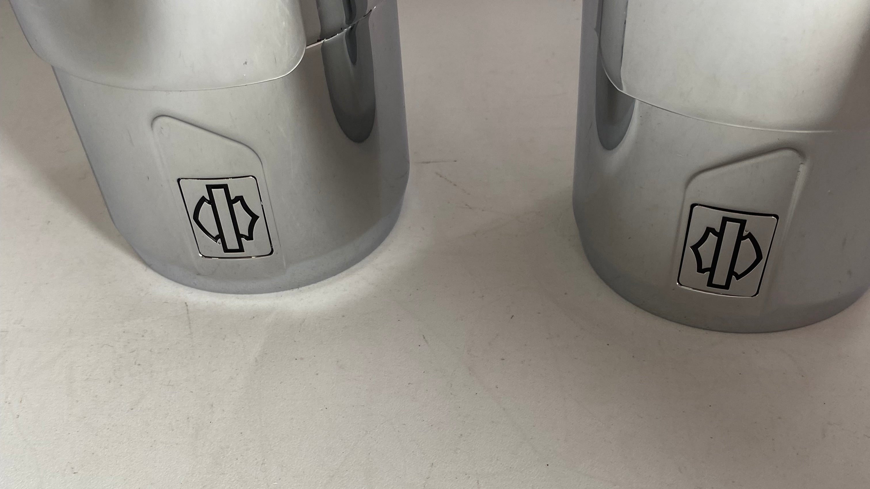 Genuine CVO Touring M8 Harley Davidson Muffler Set REF OEM 64900731A &amp; 64900732