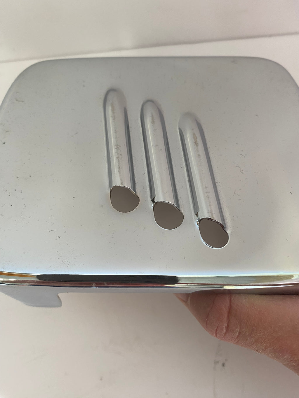 Cache bobine HT allumage ajouré chromé Softail Harley Davidson REF OEM 31762-98A