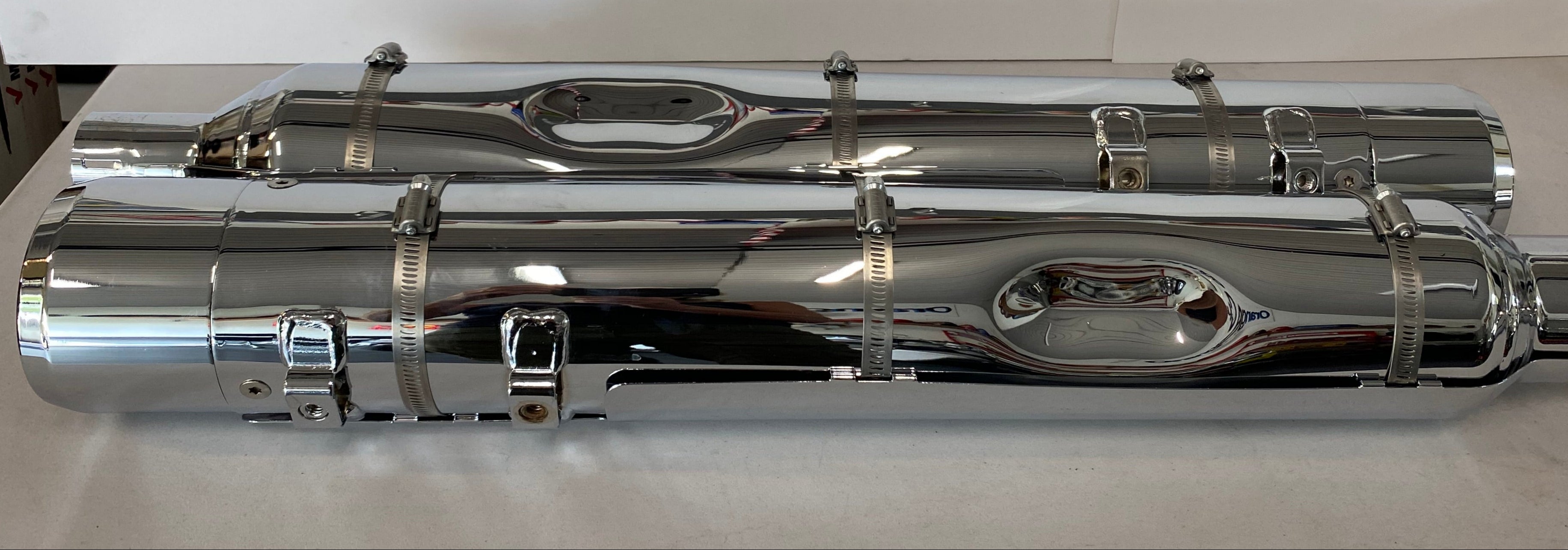 Genuine CVO Touring M8 Harley Davidson Muffler Set REF OEM 64900731A &amp; 64900732