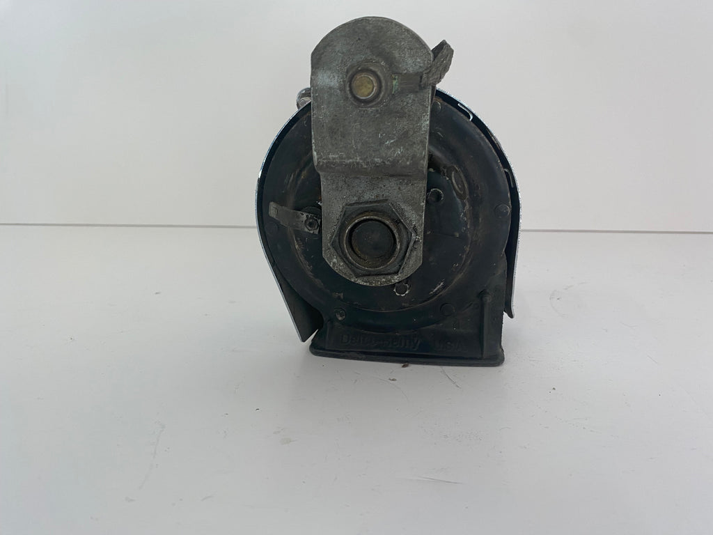 Klaxon avec cache chromé Harley Davidson REF OEM 69016-76 et 69017-76