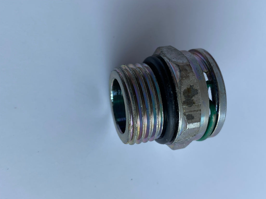 Harley Davidson XR 1200 Oil Pump Outlet Fitting REF OEM 26252-08