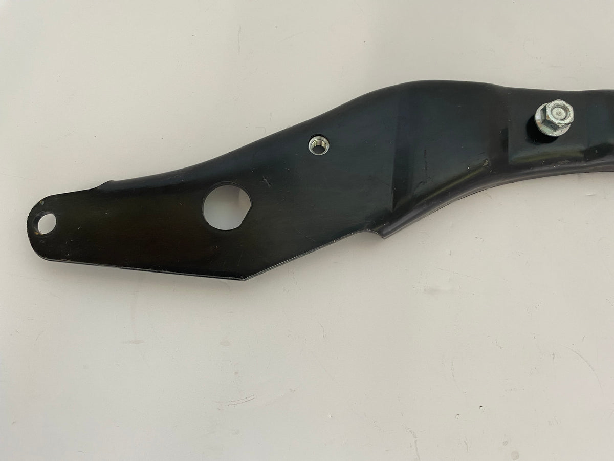 Support garde boue arrière gauche VROD Harley Davidson REF OEM 48485-01A