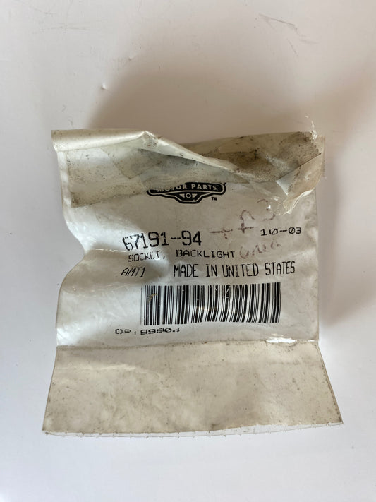 Douille pour voyant de compteur de vitesses Harley Davidson REF OEM  67191-94