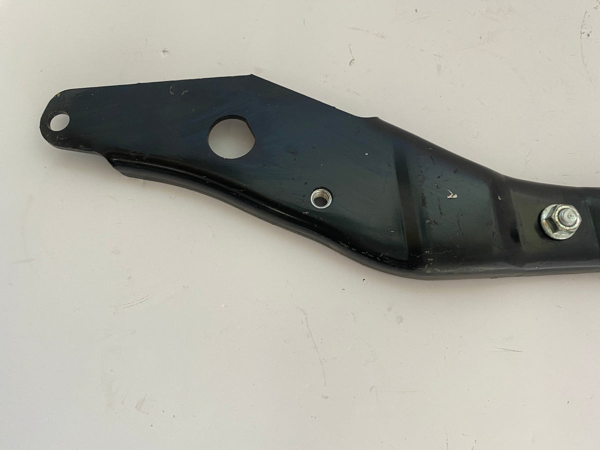 Support de garde boue arrière droit VROD Harley Davidson REF OEM 48483-01A