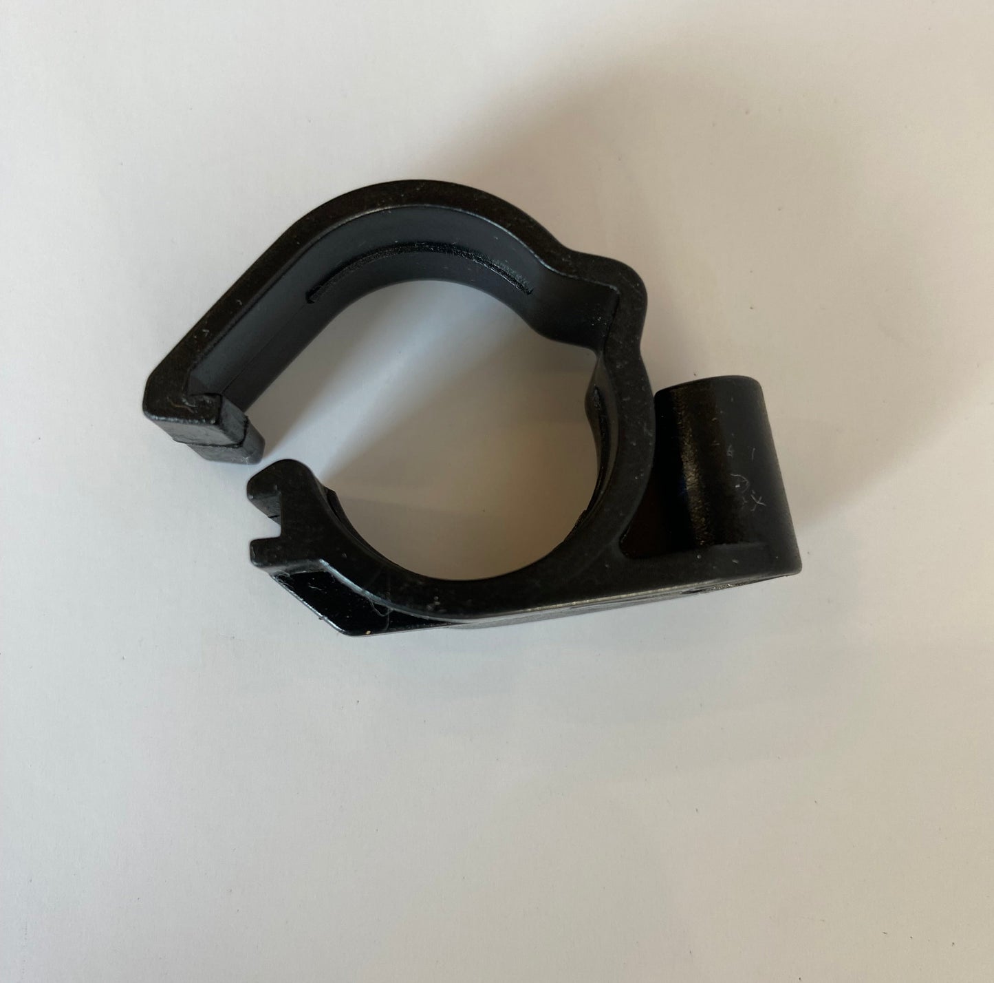Clips de câble d'embrayage Harley Davidson REF OEM : 10124