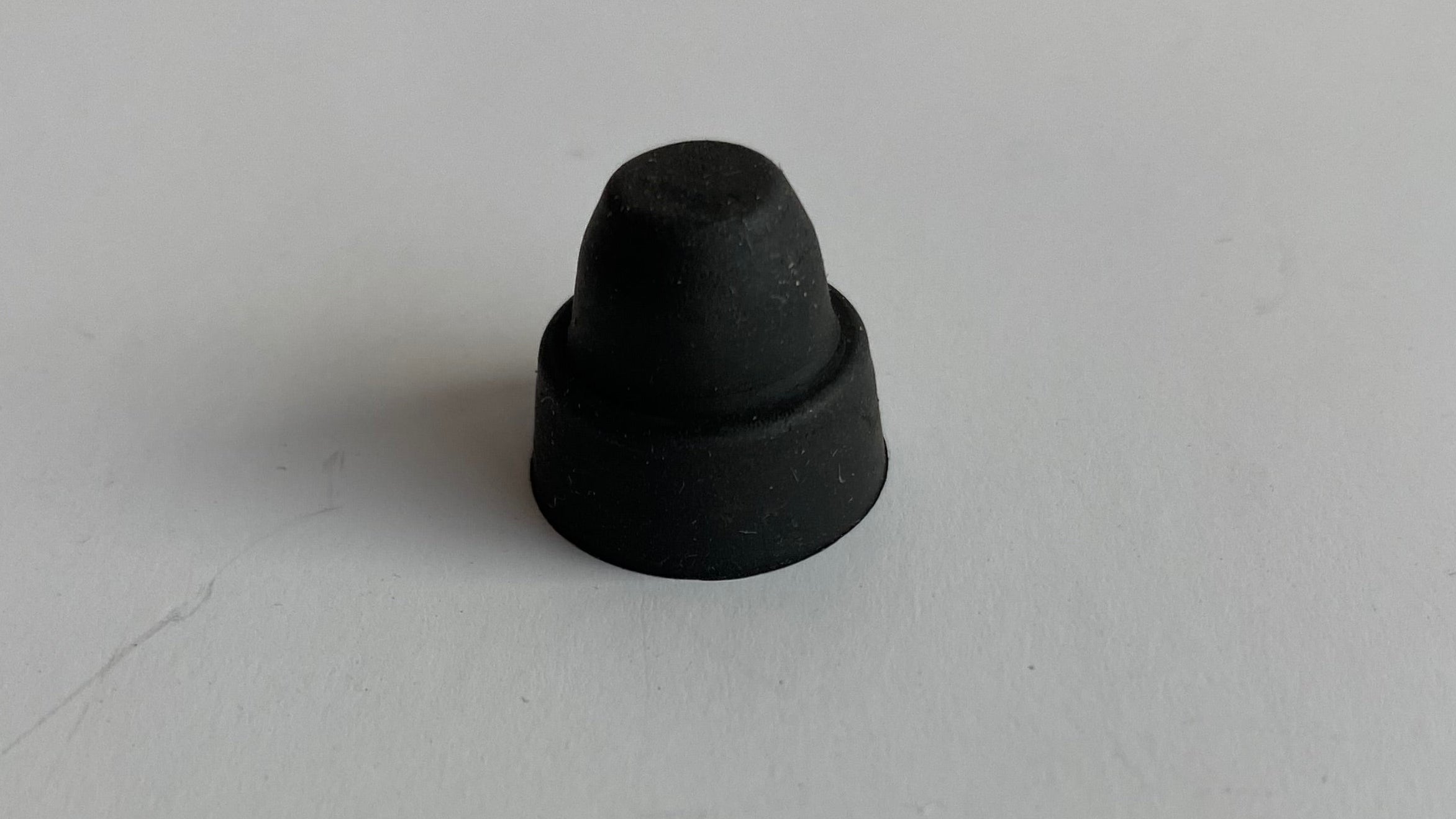 Ecrou caoutchouc pour reset compteur Harley Davidson REF OEM 67880-94