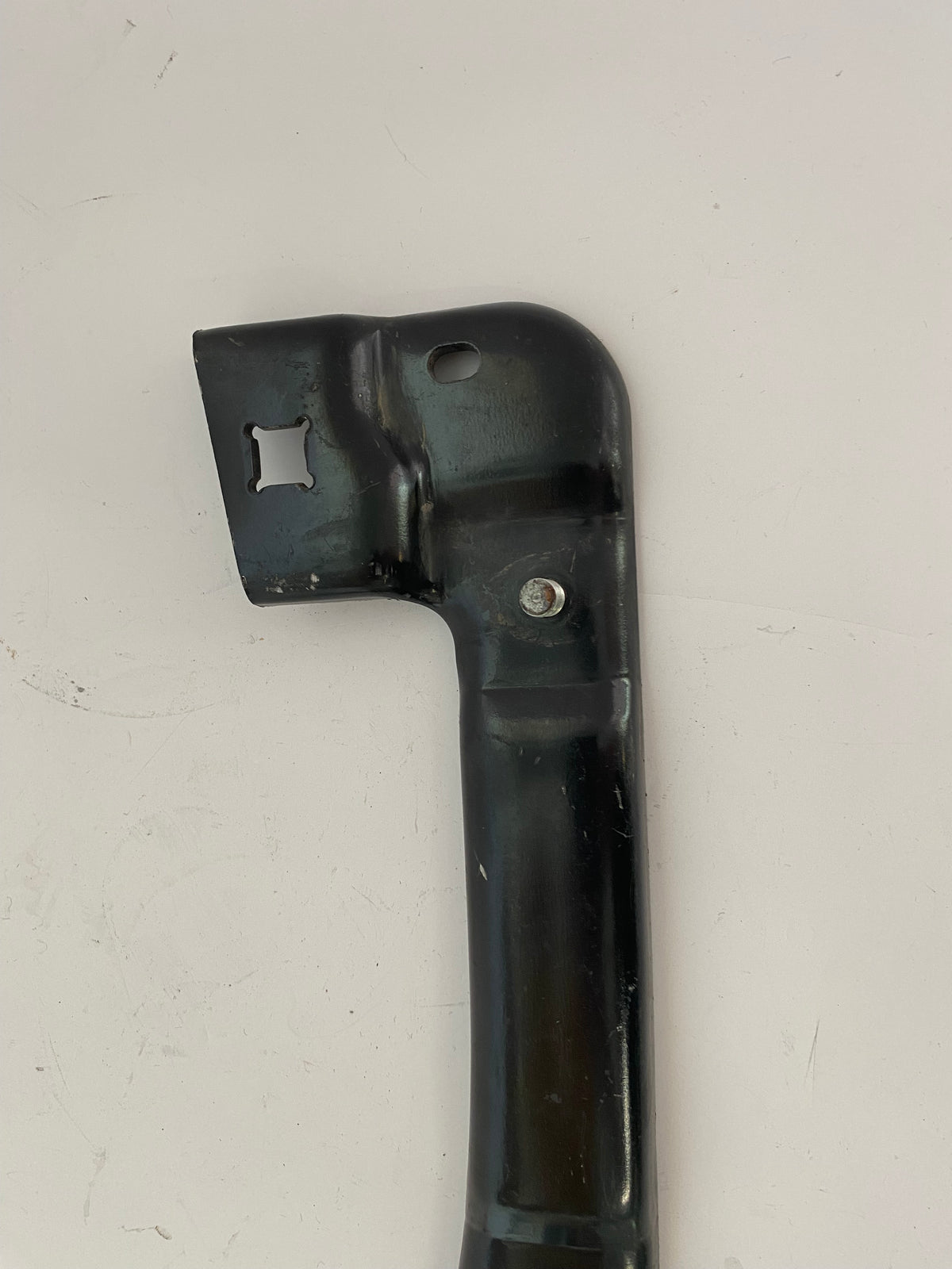Support de garde boue arrière droit VROD Harley Davidson REF OEM 48483-01A