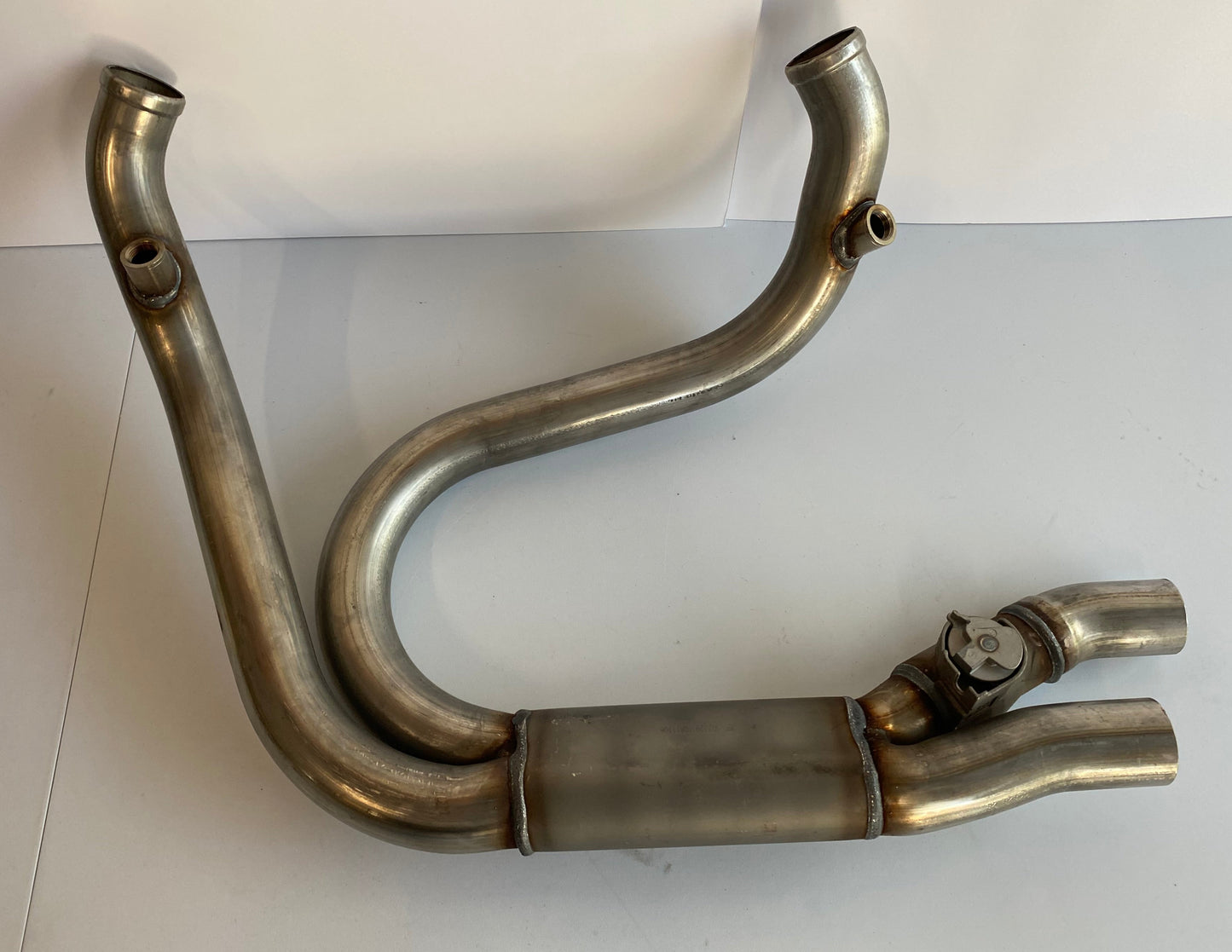 Collecteur d'échappement Dyna Harley Davidson REF OEM 66808-08