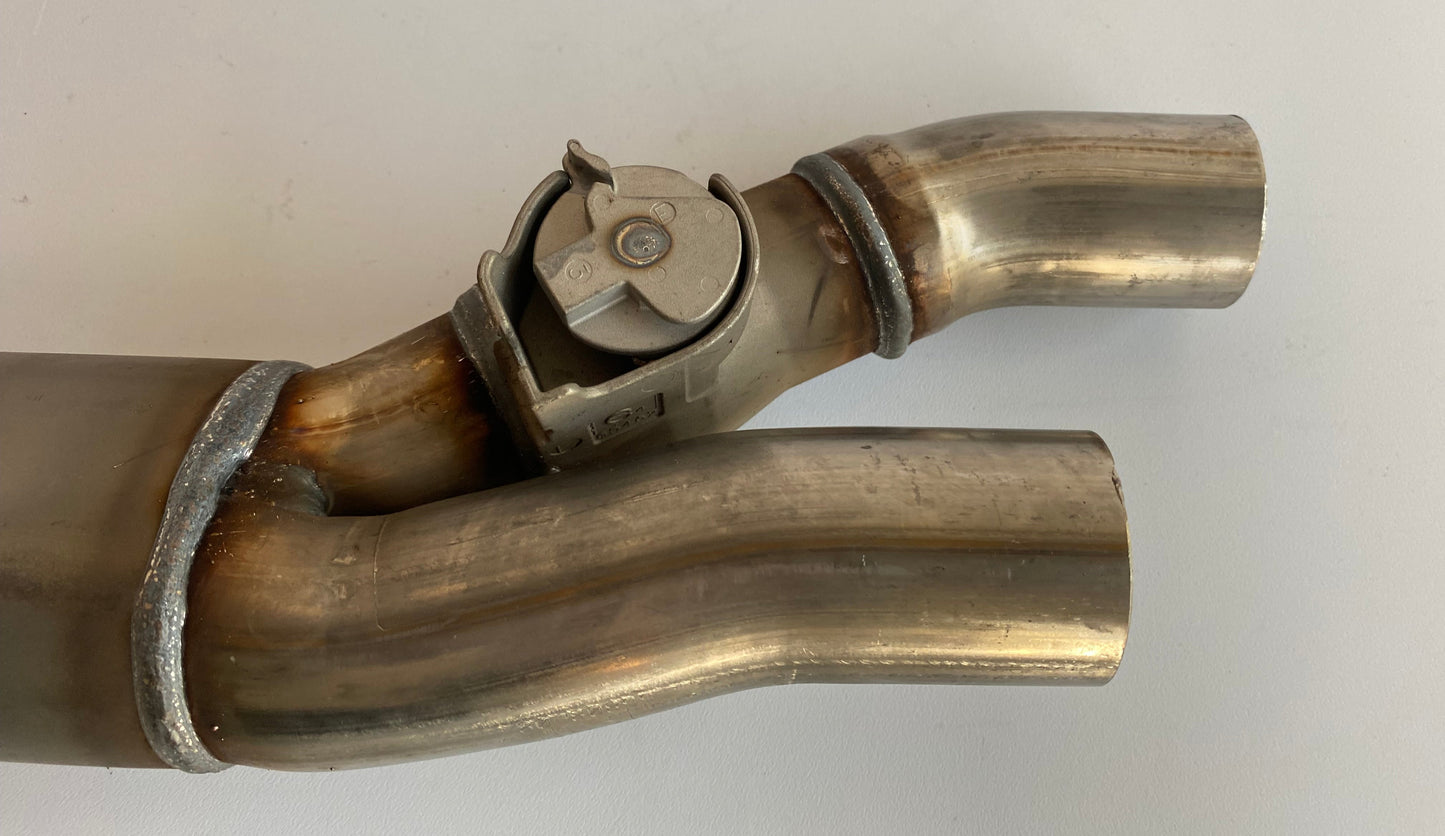 Collecteur d'échappement Dyna Harley Davidson REF OEM 66808-08