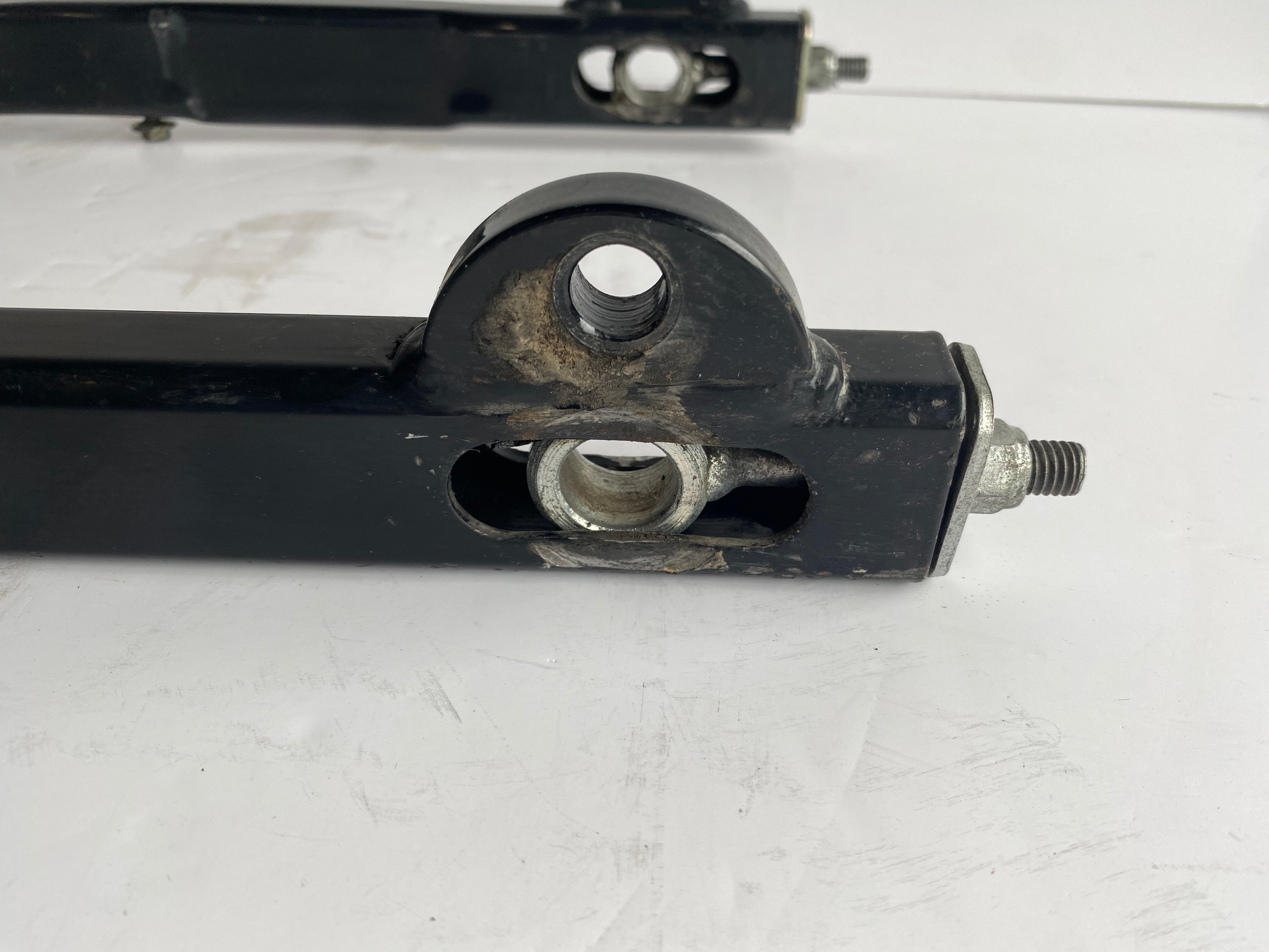 Bras oscillant Sportster Harley Davidson REF OEM 47587-00