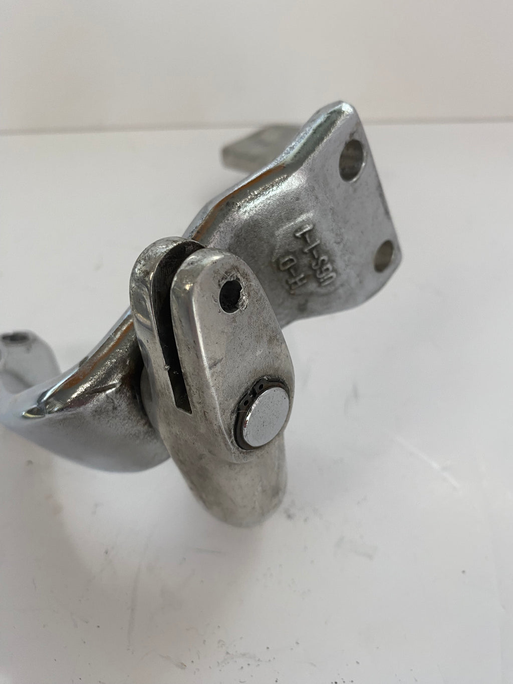 Jeu de supports de cale pieds médianes Dyna Harley Davidson REF OEM 50639-90A & 50649-90