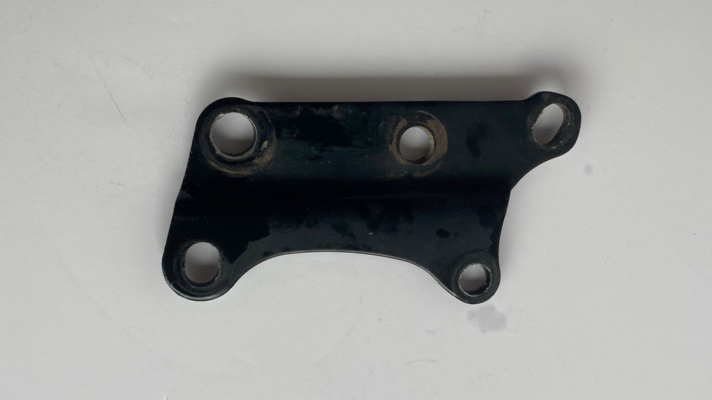 Support moteur avant inférieur gauche Sportster Harley Davidson REF OEM 16212-84