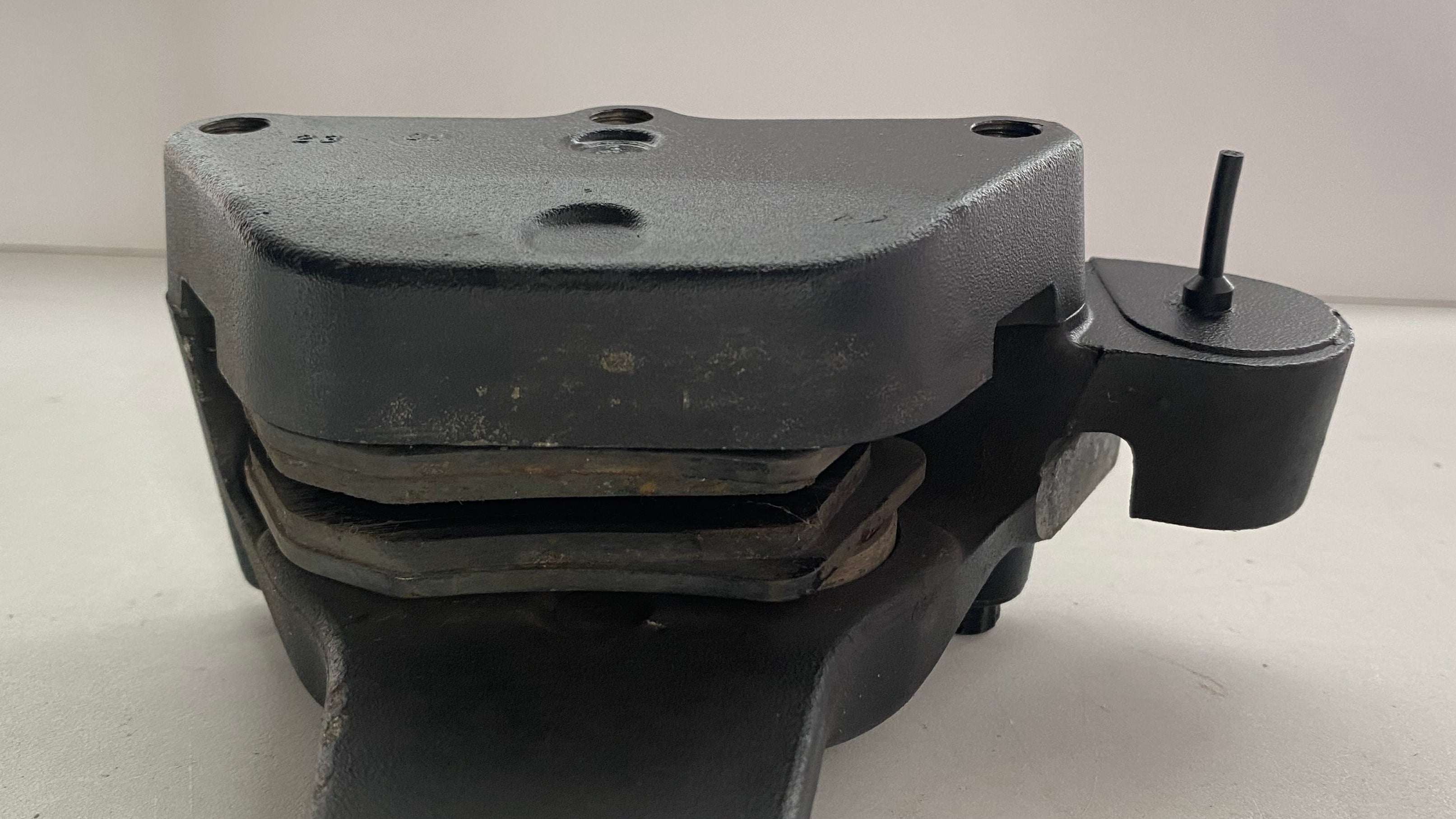 Etrier de frein arrière Sportster Harley Davidson REF OEM 40925-00A