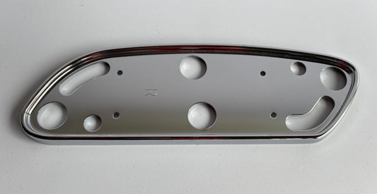 entourage insert marche pied avant droit Harley Davidson REF OEM : 50685-04