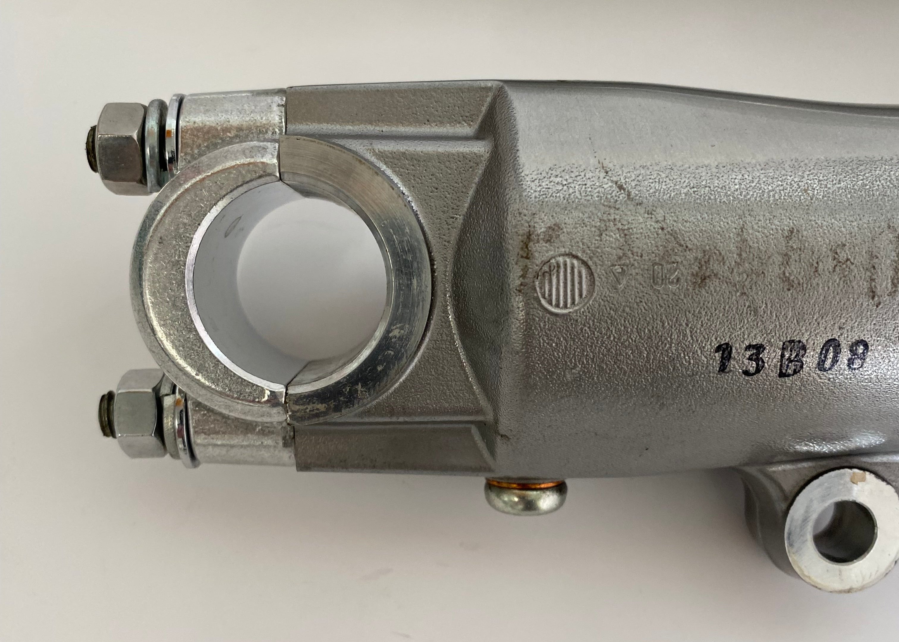 Jeu de fourreaux de fourche Touring Harley Davidson REF OEM 46497-02A / 46537-02A