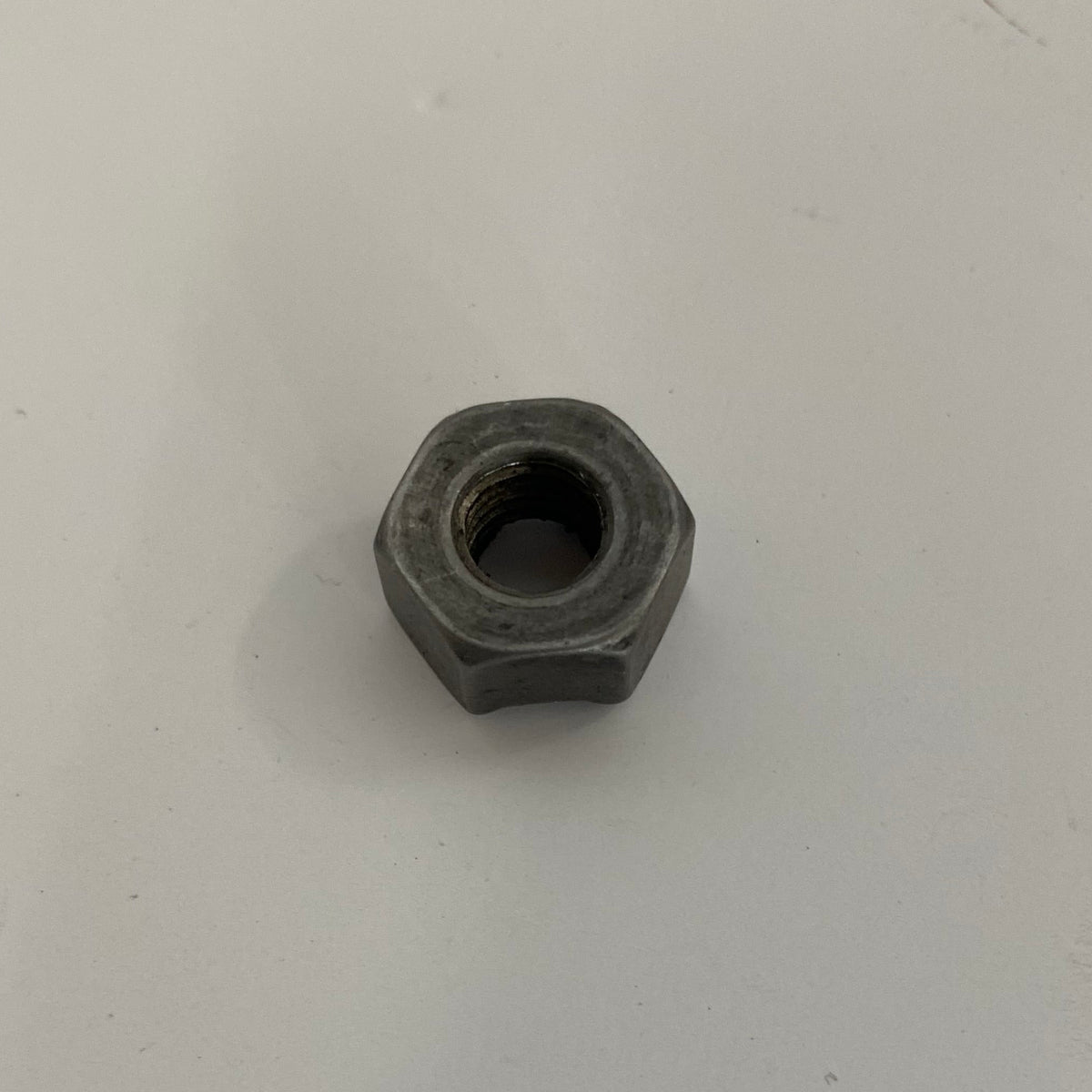 Ecrou de réglage d'embrayage Harley Davidson REF OEM : 37581-47