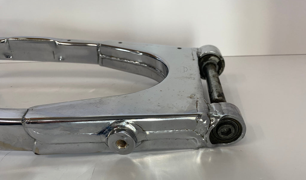 Bras oscillant chromé Sportster Harley Davidson REF OEM 48323-97A