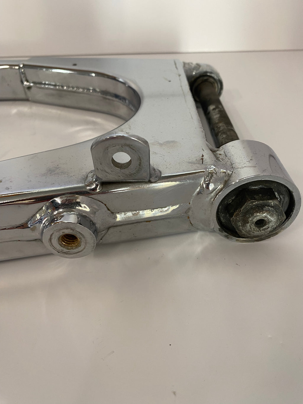 Bras oscillant chromé Sportster Harley Davidson REF OEM 48323-97A
