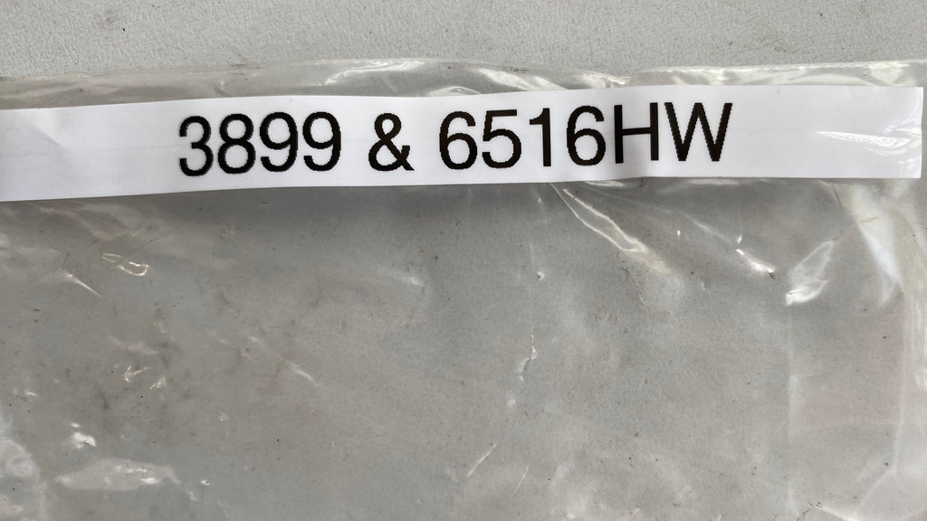 Jeu de 5 vis couronne transmission secondaire Harley Davidson REF OEM 3899 & 6516HW