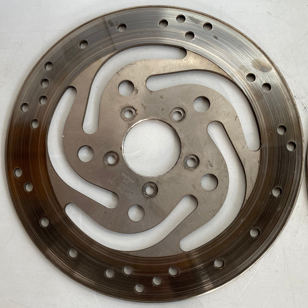 Jeu de 2 disques de frein avant droit et gauche Harley Davidson REF OEM 44136-00 & 44156-00