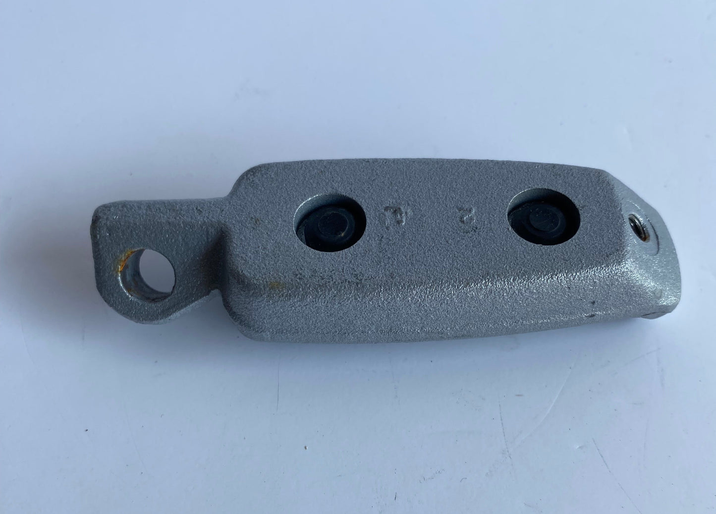 Cale pied droit gris Vrod Harley Davidson REF OEM 33134-06CBA