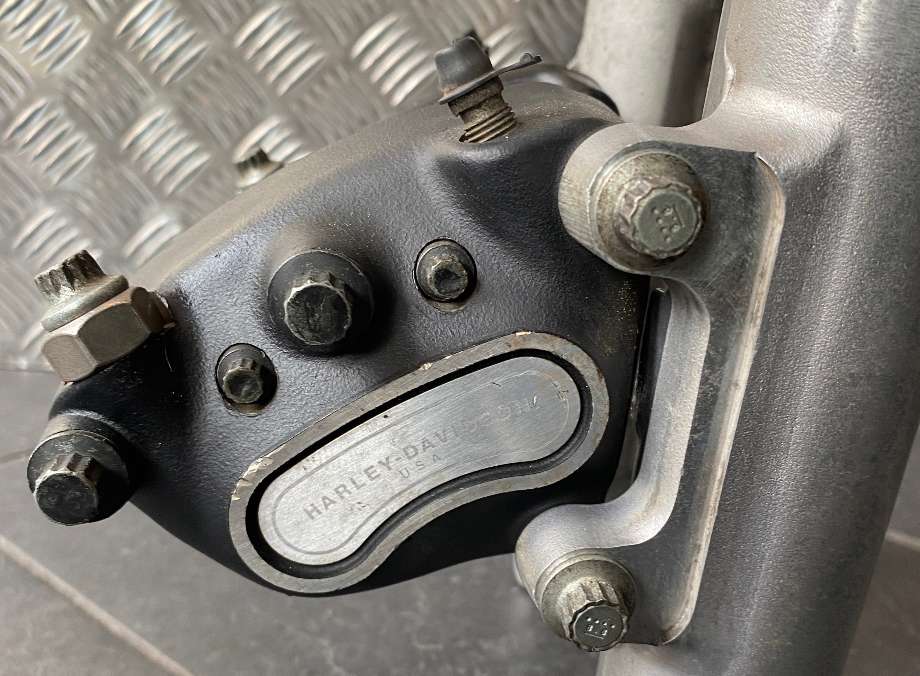 Harley Davidson Sportster oder Dyna 39 mm Gabel verstellbar Doppelbremse REF OEM 45943-00 & 45944-00