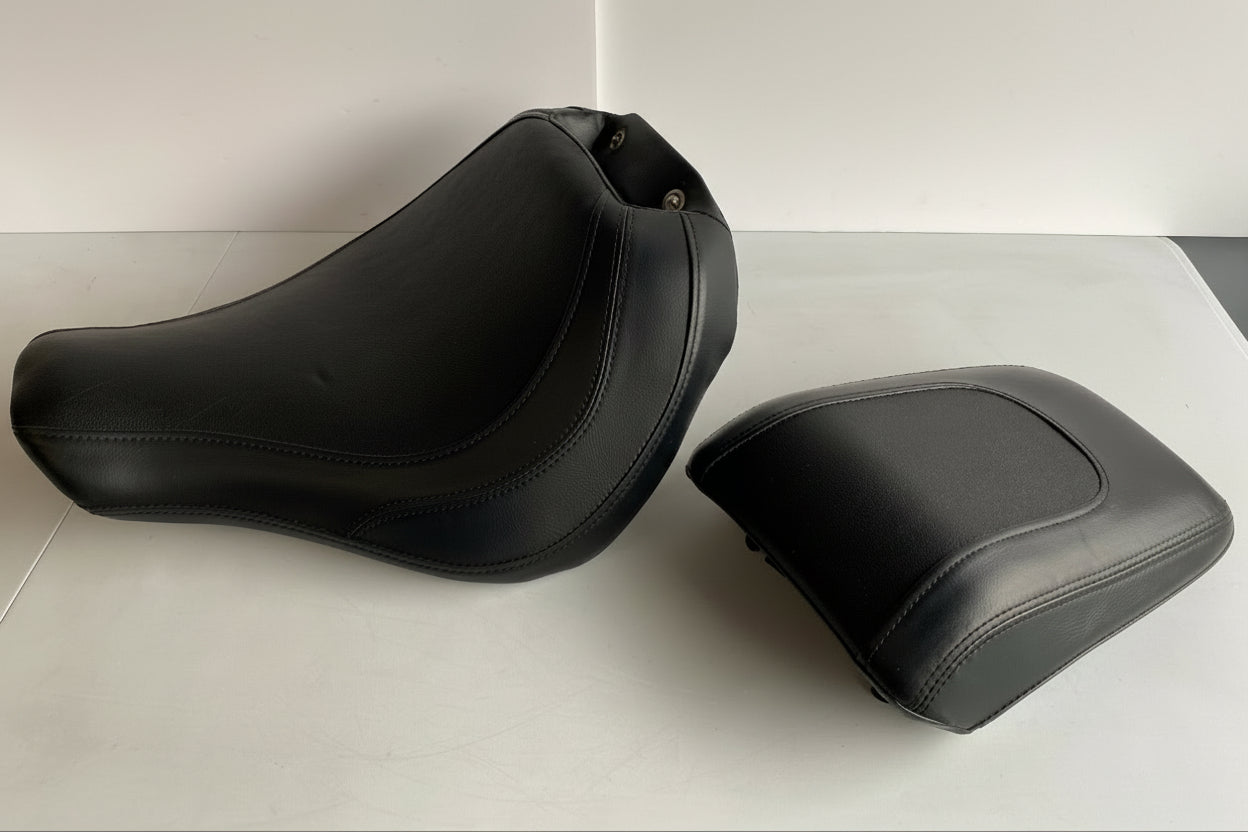 Selle complète Softail Fat Boy M8 Harley Davidson REF OEM 52000333 & 52400160