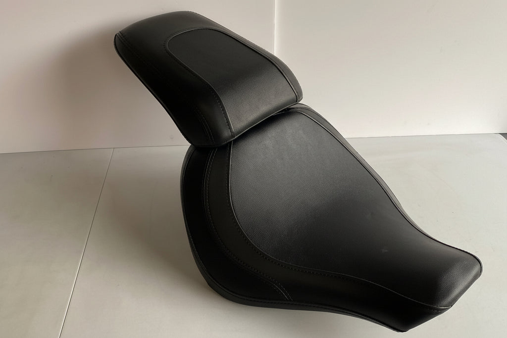 Selle complète Softail Fat Boy M8 Harley Davidson REF OEM 52000333 & 52400160