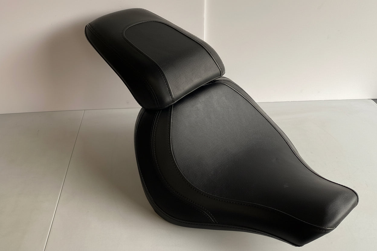Selle complète Softail Fat Boy M8 Harley Davidson REF OEM 52000333 & 52400160