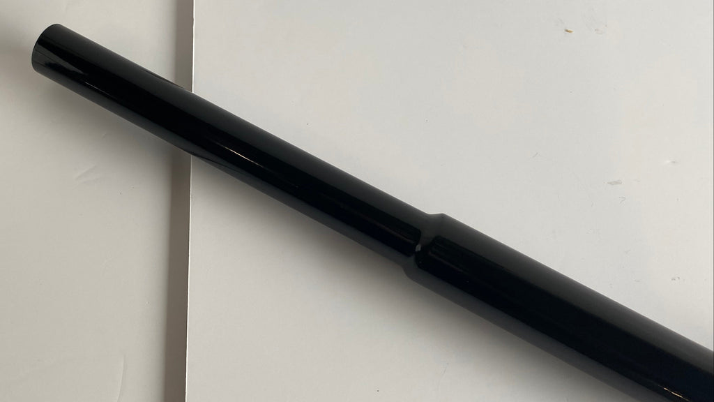 Guidon Drag Bar noir 1-1/4 pouces Dyna Fat Bob Harley Davidson REF OEM 56959-08A