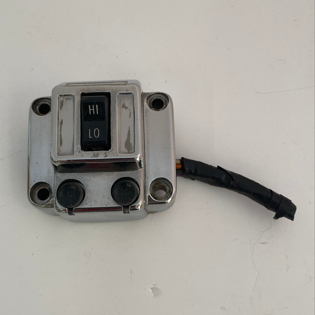 Cocotte gauche chromée avec boutons Shovelhead Harley Davidson REF OEM 71539-73B