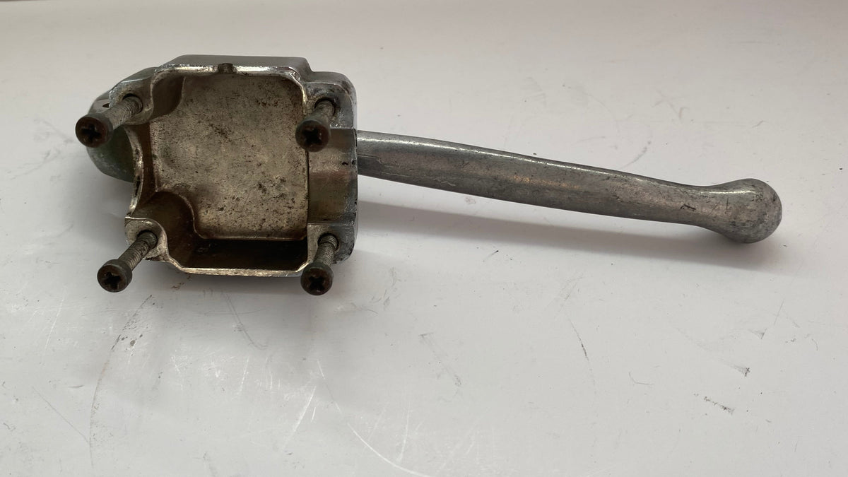 Support de levier + levier embrayage Shovelhead Harley Davidson REF OEM 38609-72