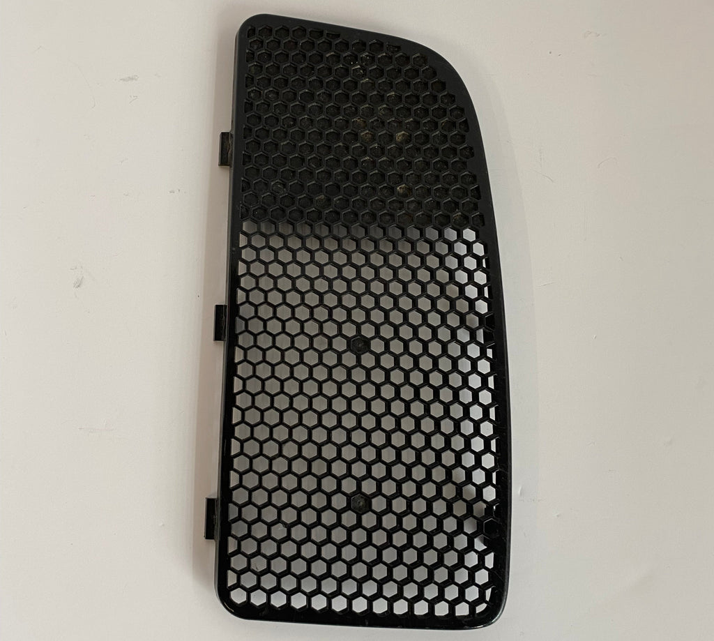 Grille droite radiateur eau Touring Harley Davidson REF OEM 57100152
