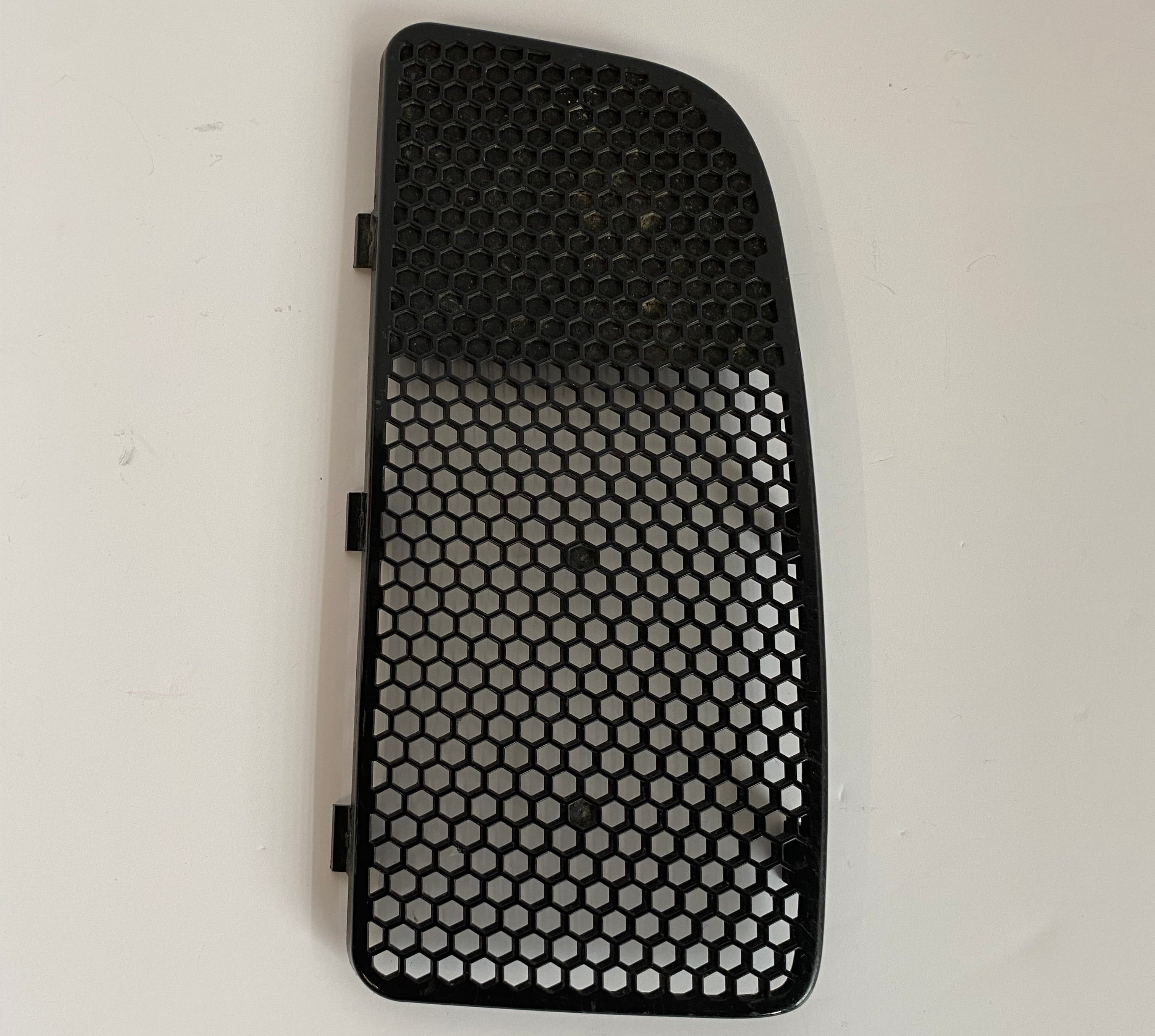 Grille droite radiateur eau Touring Harley Davidson REF OEM 57100152