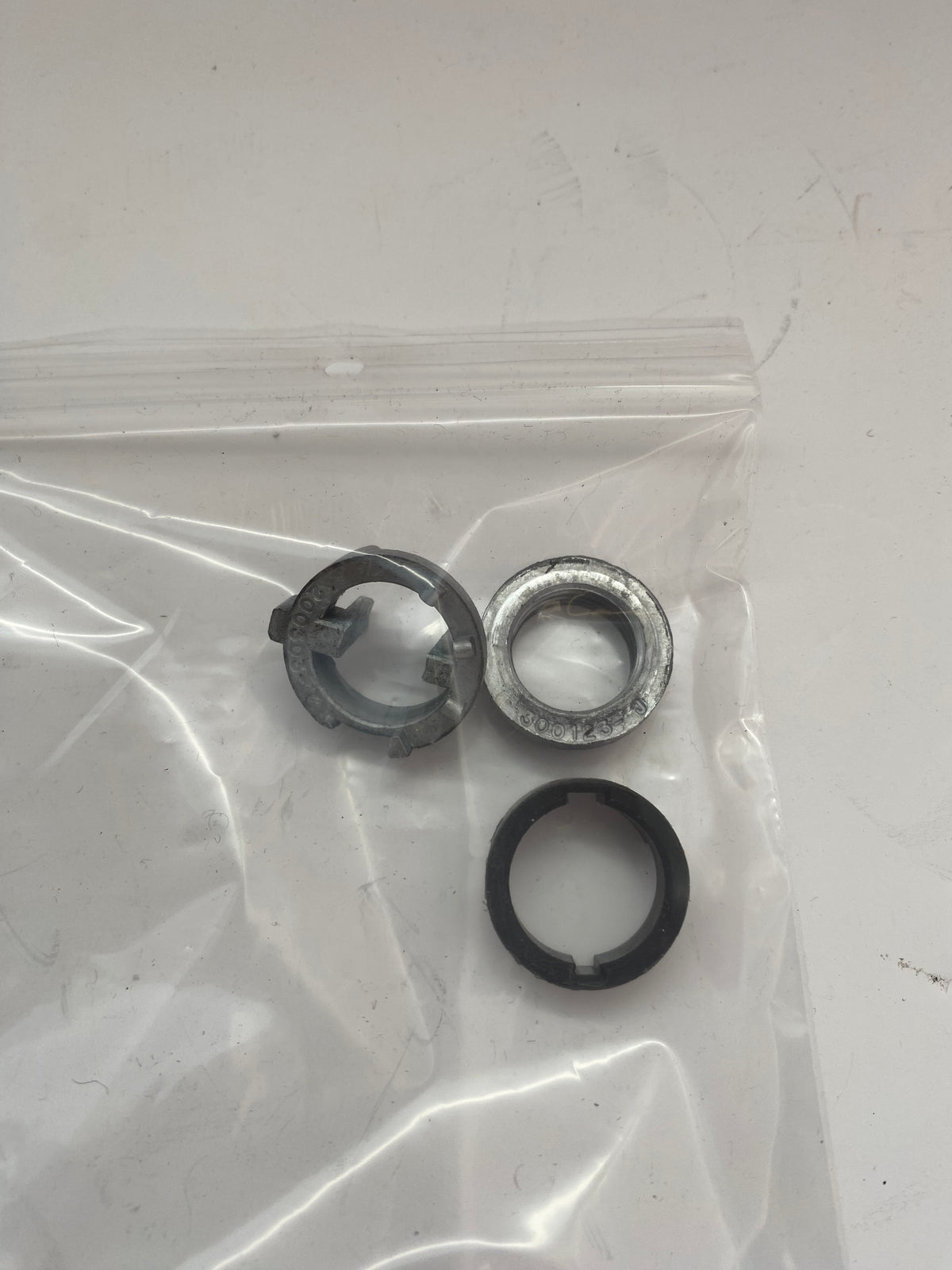 Ecrou contacteur à clé Touring Harley Davidson REF OEM 71638-03 / 71660-03A / 71661-03