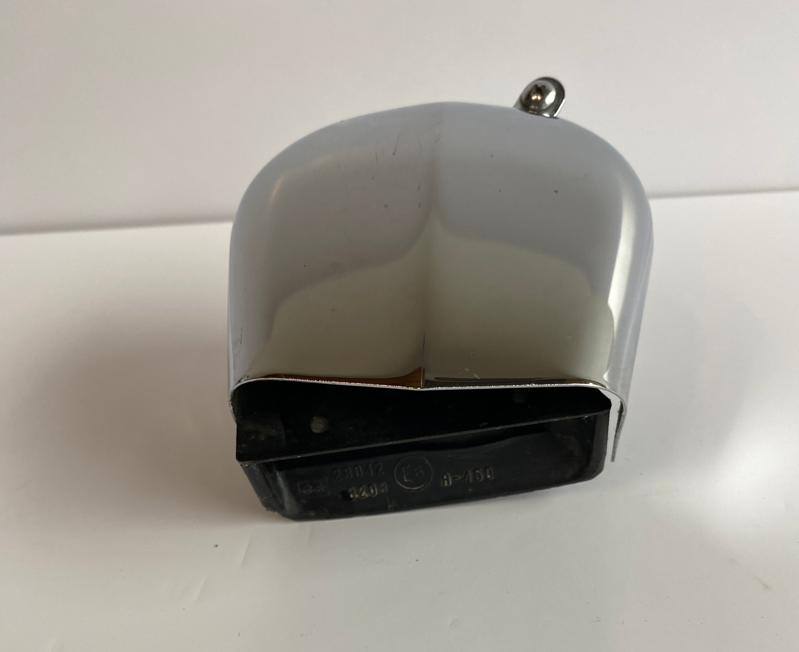 Klaxon avec cache chrome Harley Davidson REF OEM 69016-76 et 69017-76
