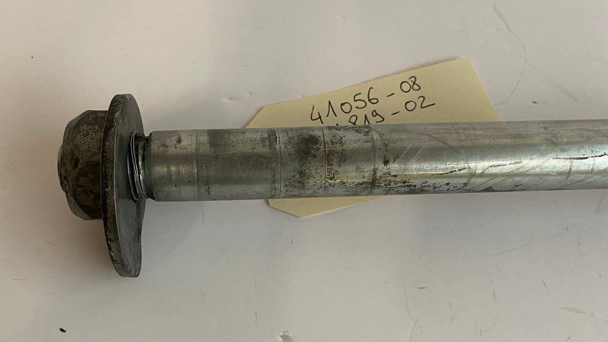 Axe de roue arrière Touring 2008 Harley Davidson REF OEM 41056-08 & 41819-02 & 8020