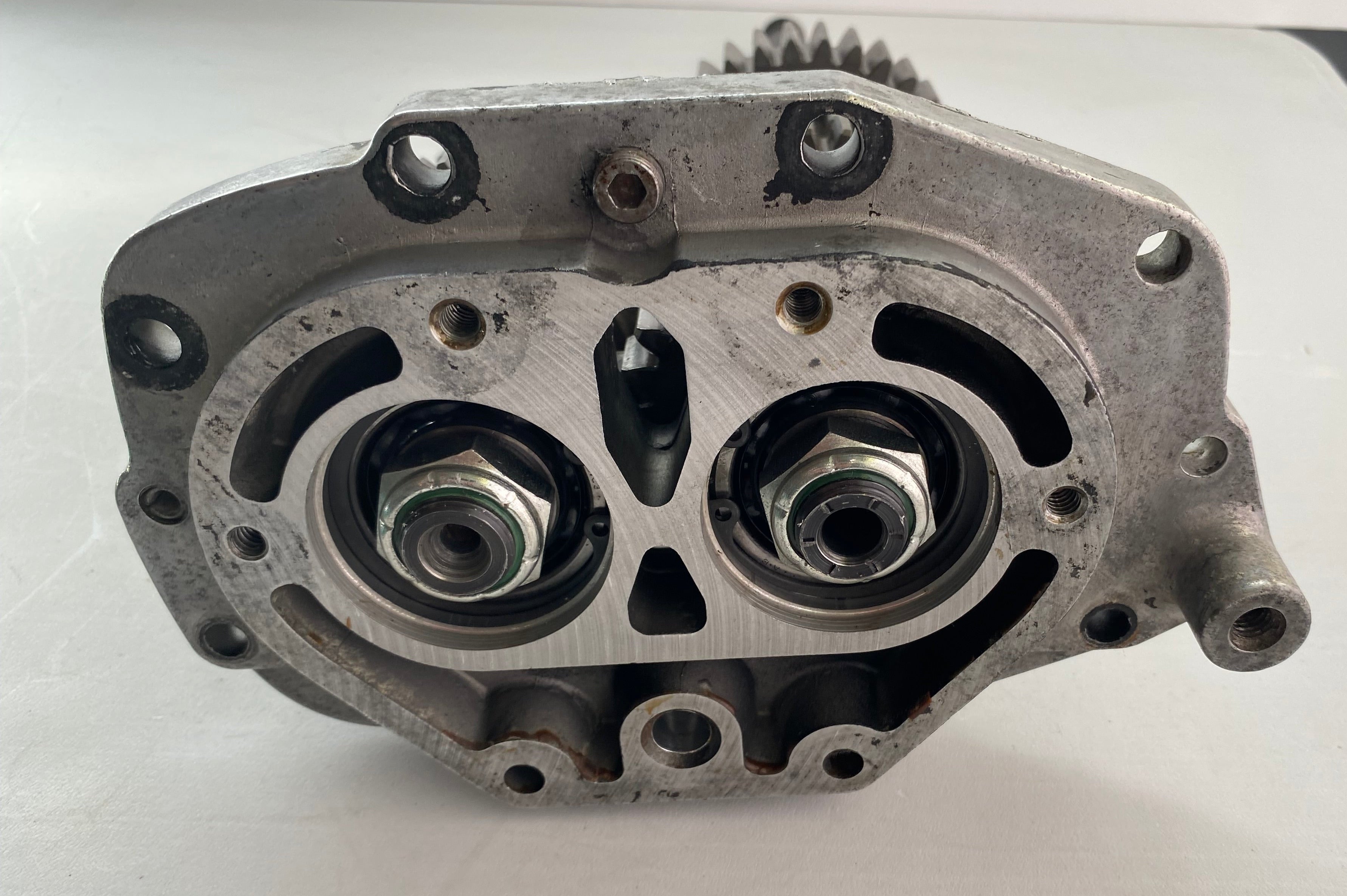 Boite à 5 vitesses Big Twin Harley Davidson arbre conique REF OEM 35042-85