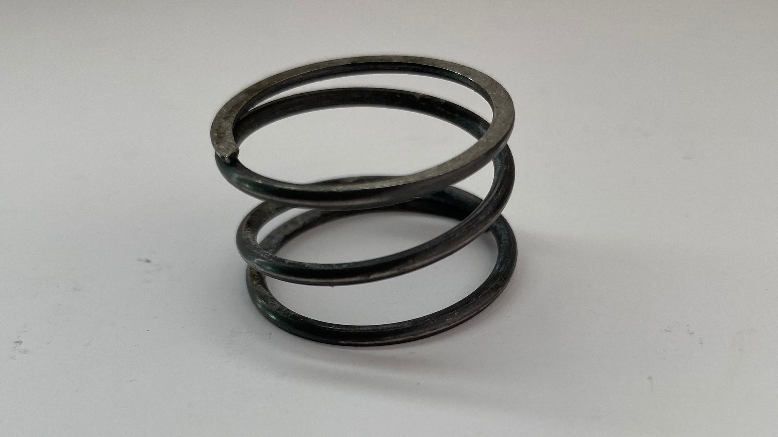 Ressort arbre démarreur primaire Big twin Harley Davidson REF OEM 33447-89