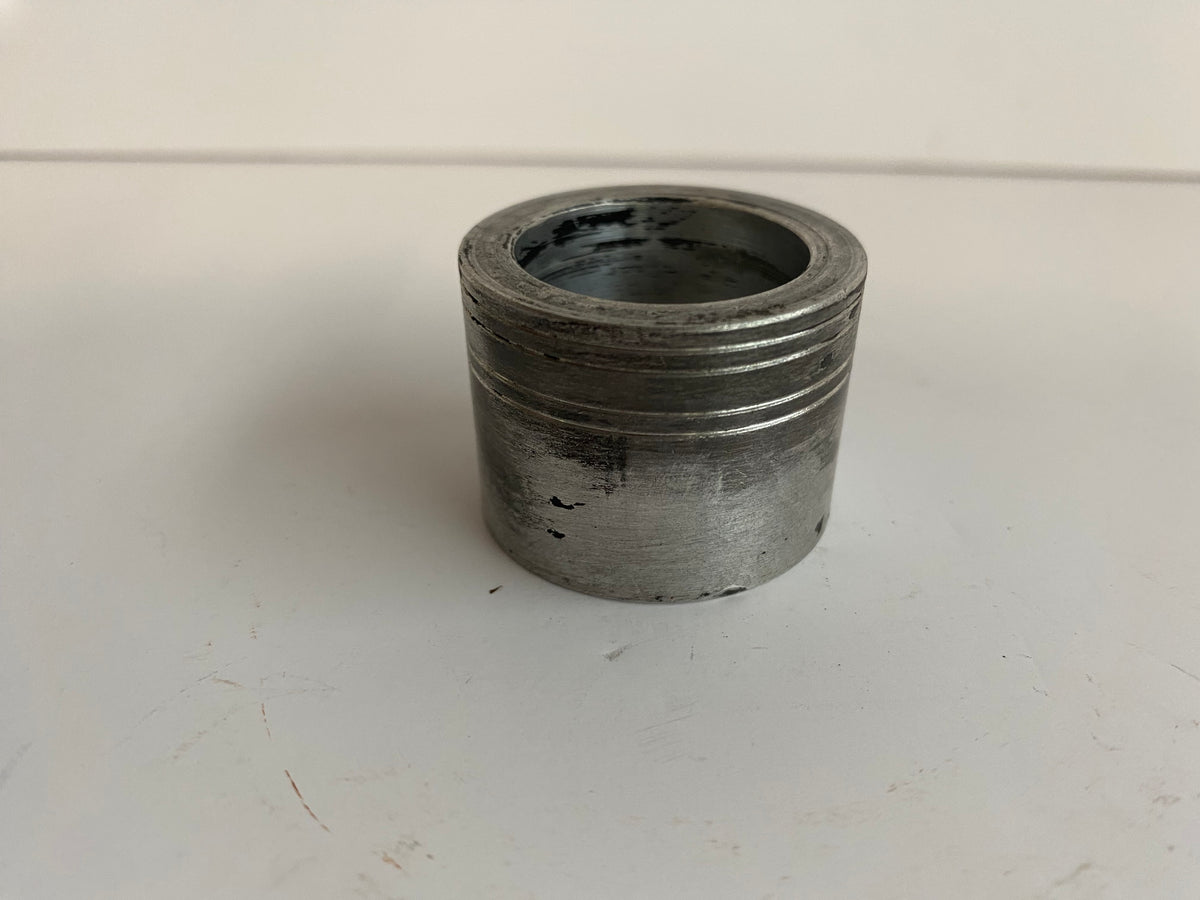 Entretoise de roue avant droit Touring Harley Davidson REF OEM 41901-08