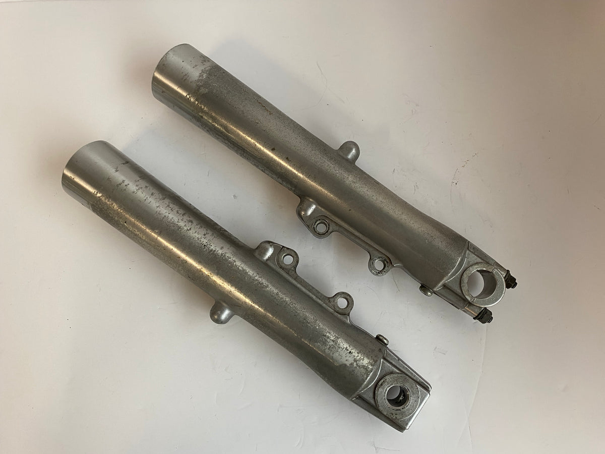 Jeu de fourreaux de fourche 41 mm Touring Harley Davidson REF OEM 46502-09 & 46495-09