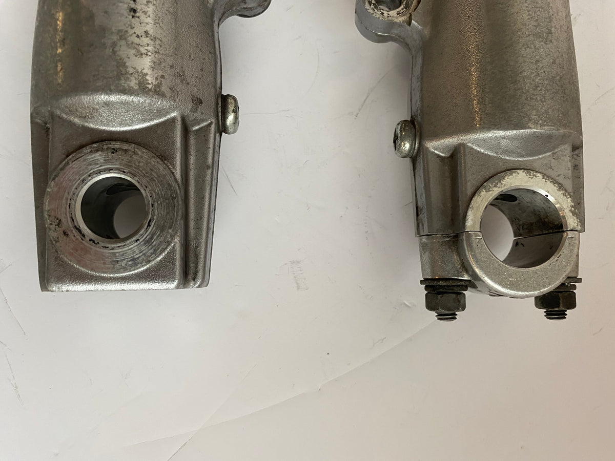 Jeu de fourreaux de fourche 41 mm Touring Harley Davidson REF OEM 46502-09 & 46495-09