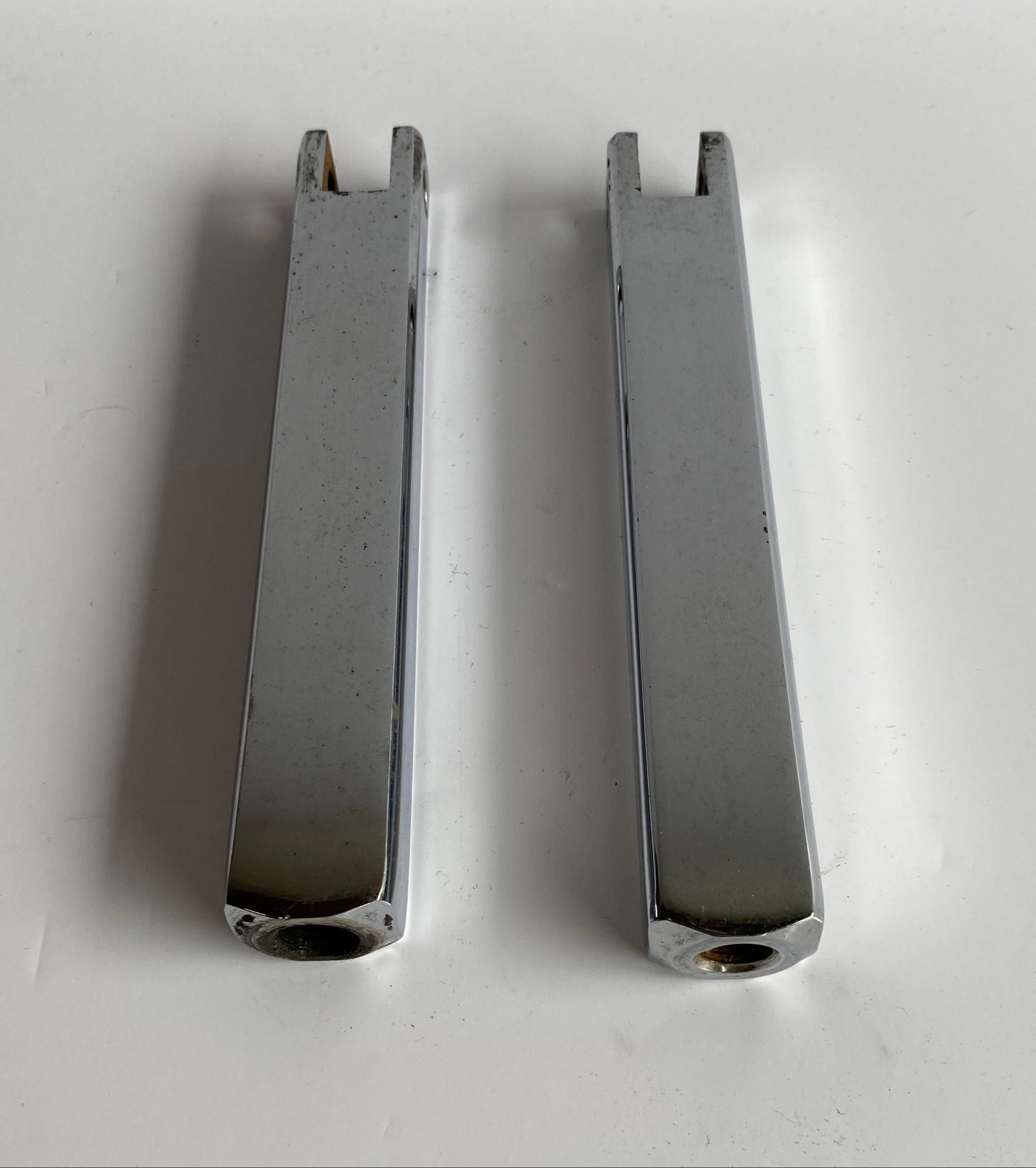 Harley Davidson Sportster Highway Chrome Foot Peg Bracket Set MCS REF: 515012