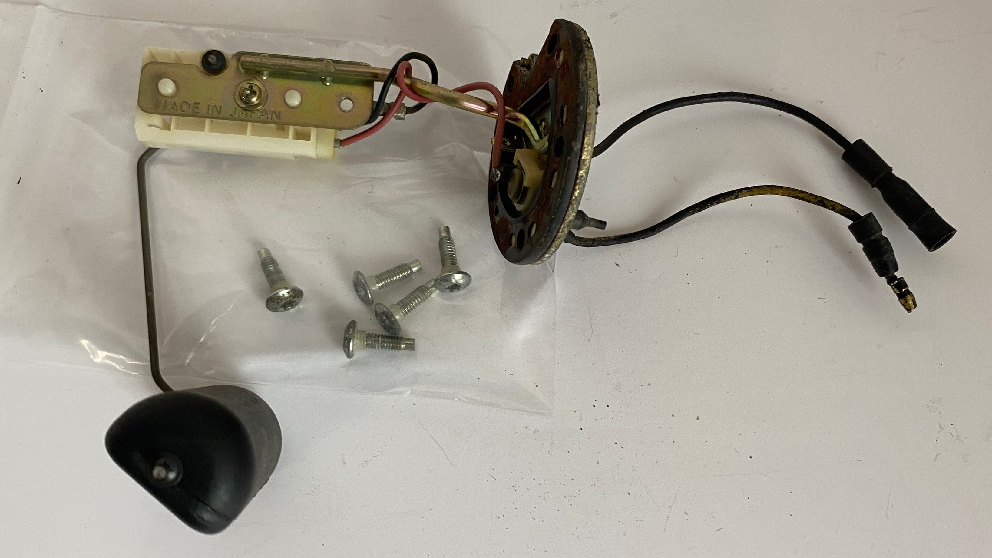 Harley Davidson Tank Kraftstoffanzeige OEM REF 75062-01