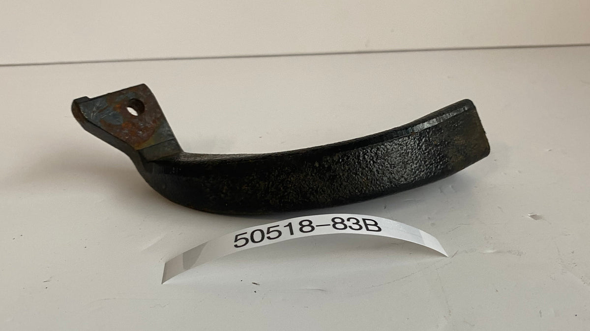 Support de marche pied pilote droit Touring Harley Davidson REF OEM 50518-83B
