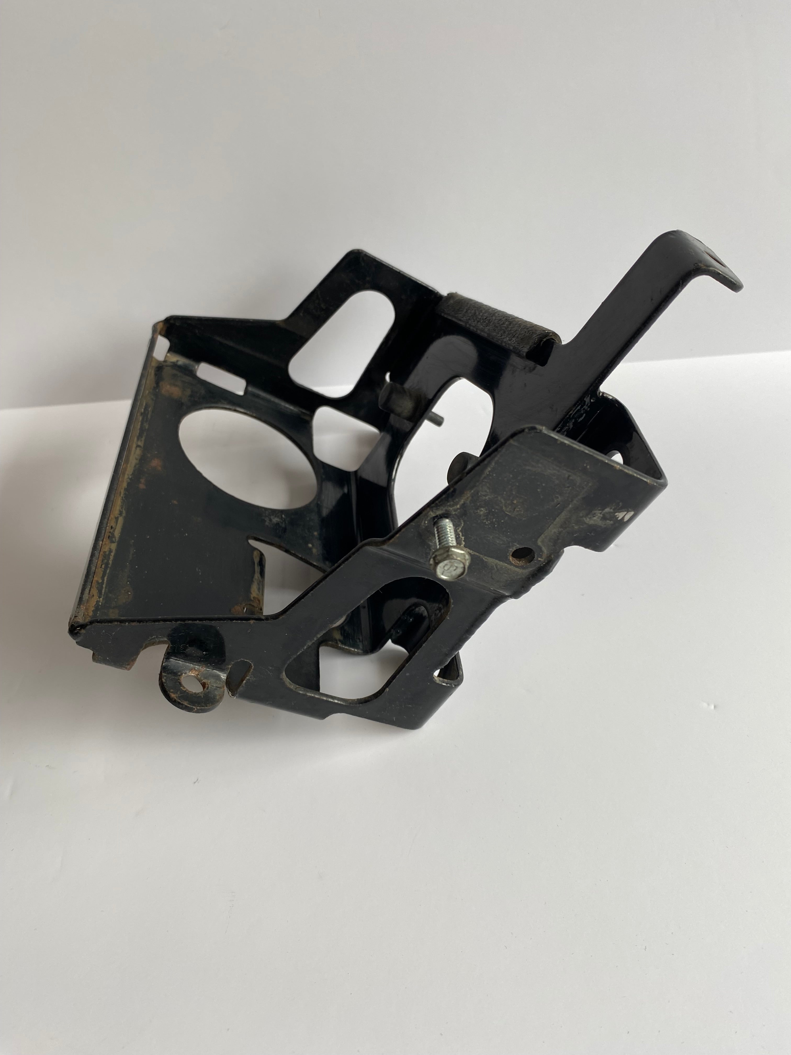 Support de batterie Sportster Harley Davidson REF OEM : 66194-98