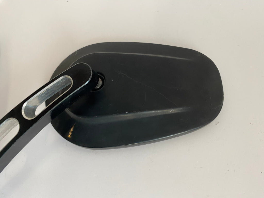 Jeu de rétroviseurs Edge Cut noirs aftermarket Harley Davidson
