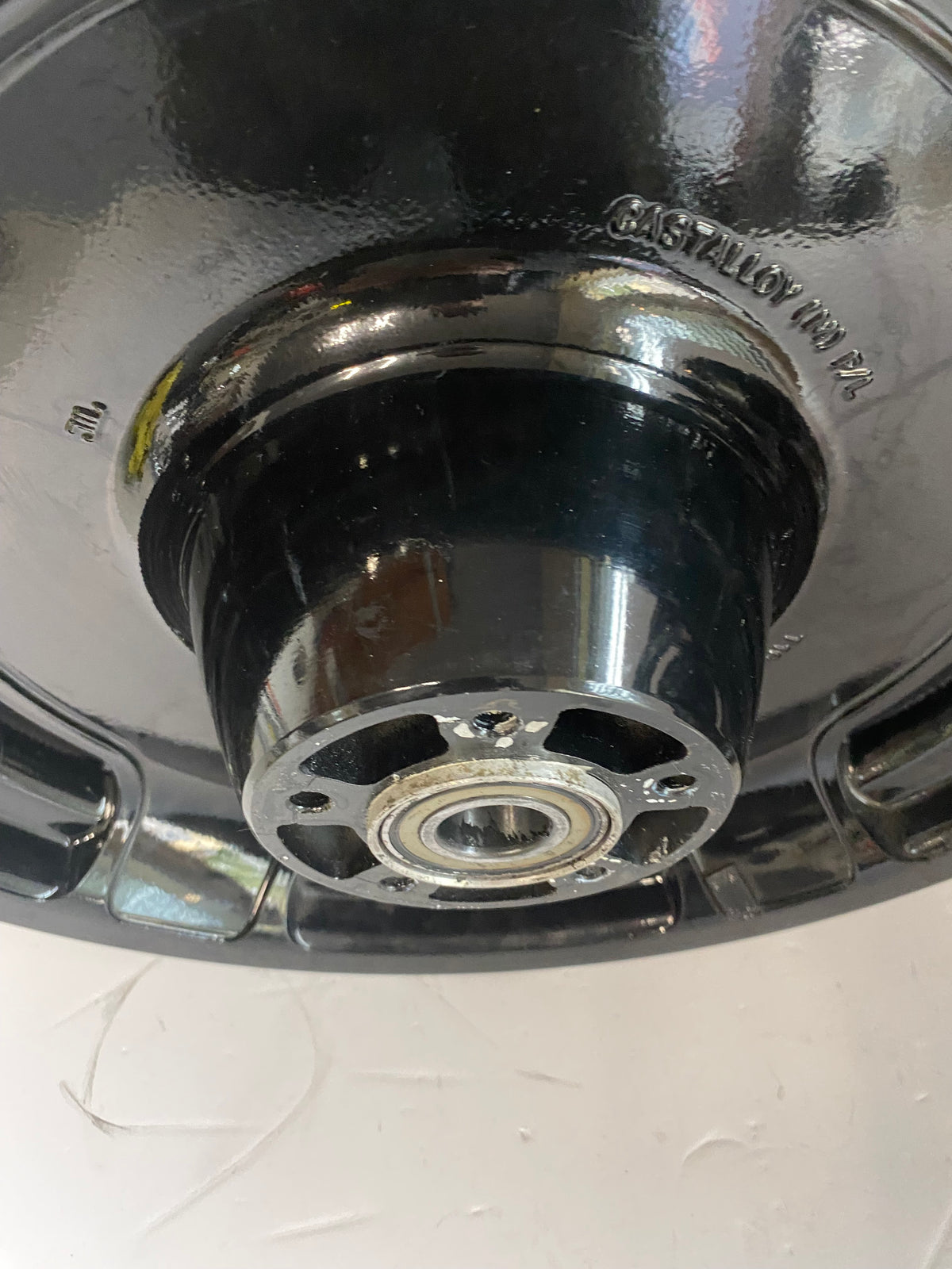 Jeu de roues noires 16 pouces avant et arrière Touring Harley Davidson REF OEM 41132-08 & 43585-08