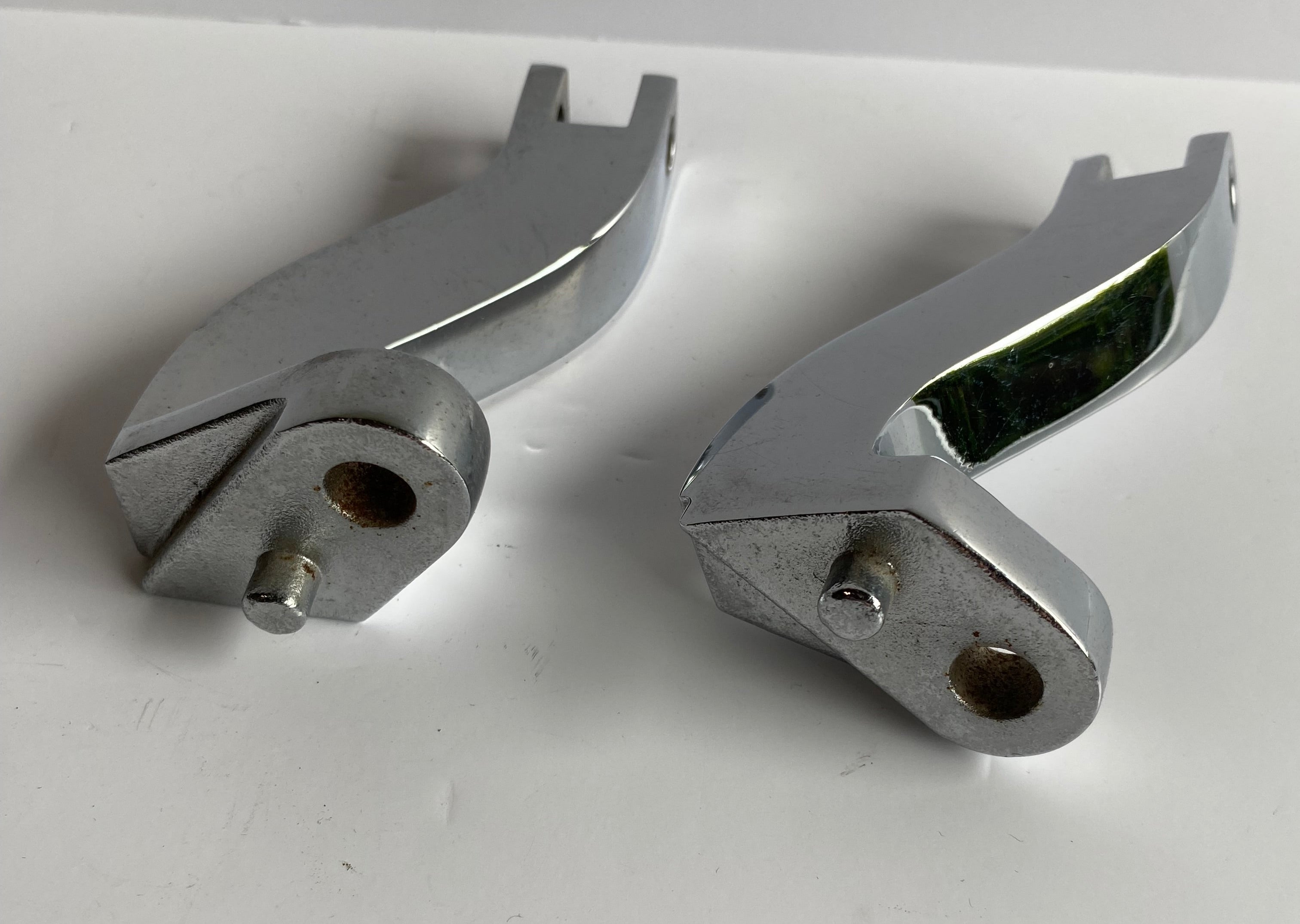 Harley Davidson Touring Passenger Footpeg Supports 49015-04A / 49036-04A