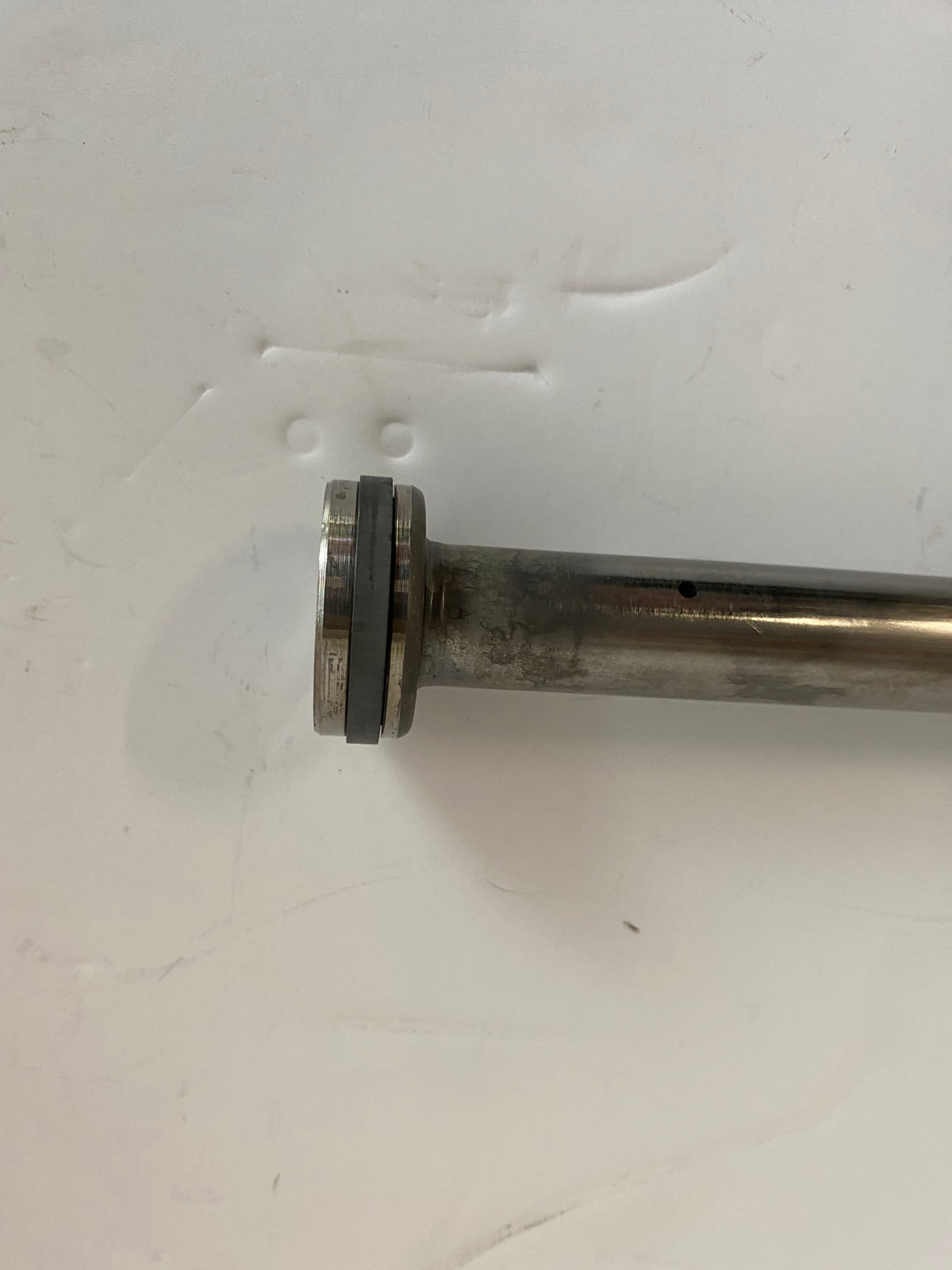 Plongeur de fourche 41 mm Harley Davidson REF OEM 46422-06